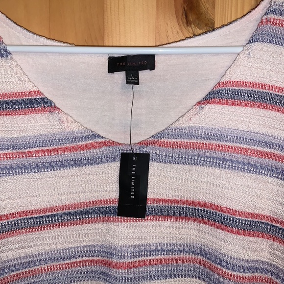 NEW! The Limited Tank with Flyaway Back Detail - Picture 2 of 10